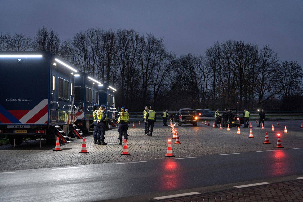 Contrôles aux frontières
