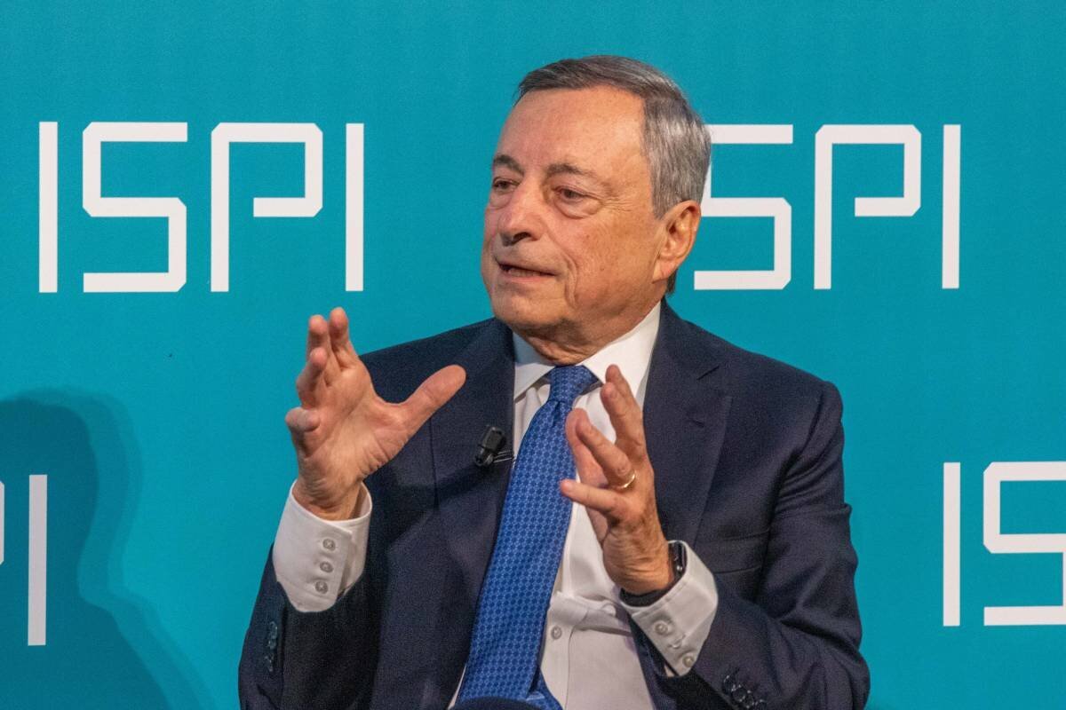 Mario Draghi lors de la remise du prix ISPI 2024.