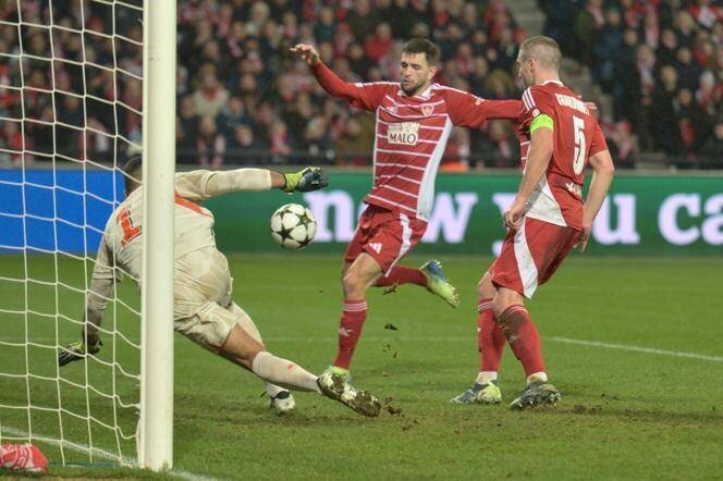 Le Brestois Julien Le Cardinal, unique buteur du match entre Brest et le PSV Eindhoven
