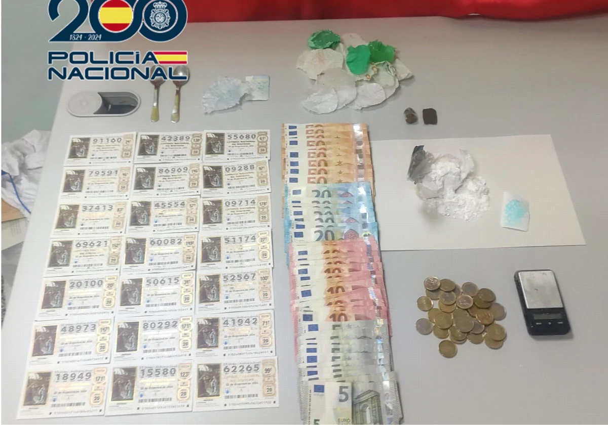 Décimos de Lotería de Navidad et de l'argent saisi à Valence