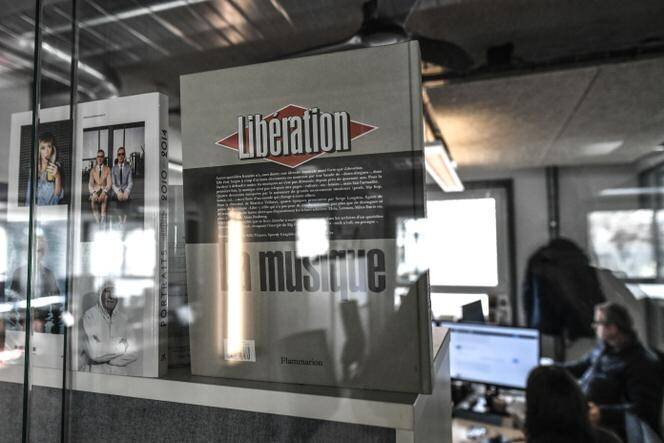 A la rédaction de « Libération », à Paris, le 21 mars 2023.