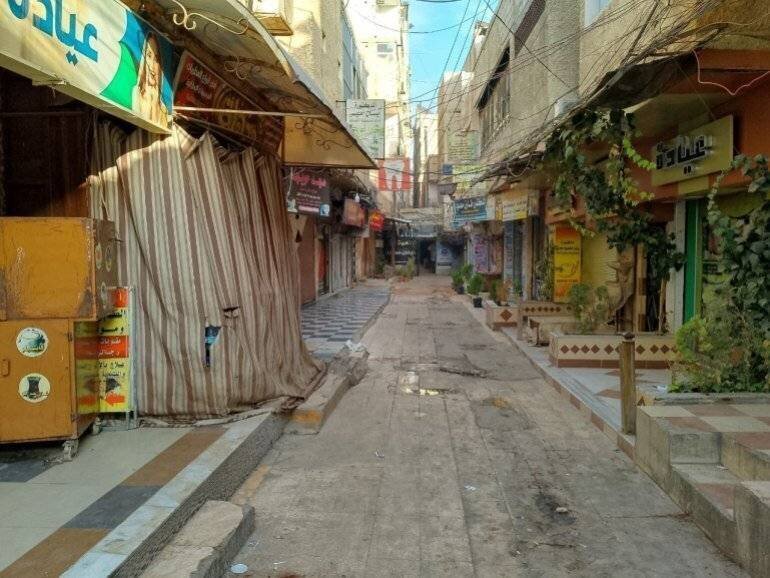 Marché de Najaf fermé en face du mausolée de Sayyida Zaynab