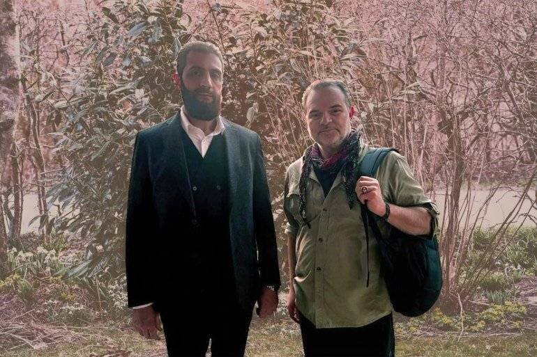 Le correspondant Kemal Ozturk avec Ahmad al-Shar'