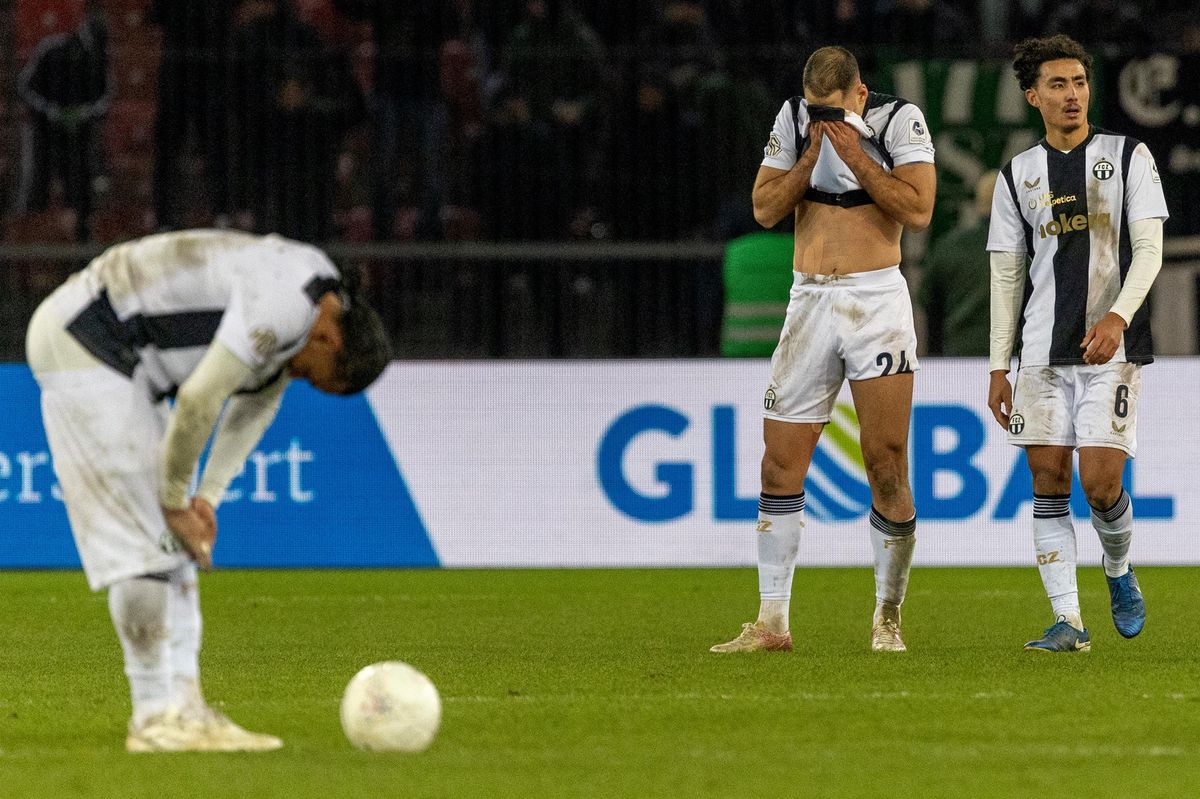 15.12.2024; Zurich; Football Super League - FC Zurich - FC St. Gallen; But du 0-2, déception chez Juan Jose Perea, Nikola Katic et Cheveyo Tsawa (Zurich) (Marc Schumacher/freshfocus)