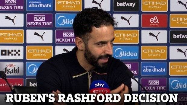 Ruben Amorim lors d'une conférence de presse