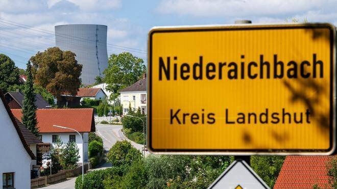 Pour 2025 prévu : le déchet radioactif doit être transporté de Sellafield à Niederaichbach en Bavière. (Image d'archive)