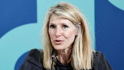 Marie Barsacq, alors directrice de l'Impact et de l'Héritage au sein du Comité d'organisation des Jeux olympiques et paralympiques de Paris 2024, le 8 mars 2024. (STEPHANE DE SAKUTIN / AFP)