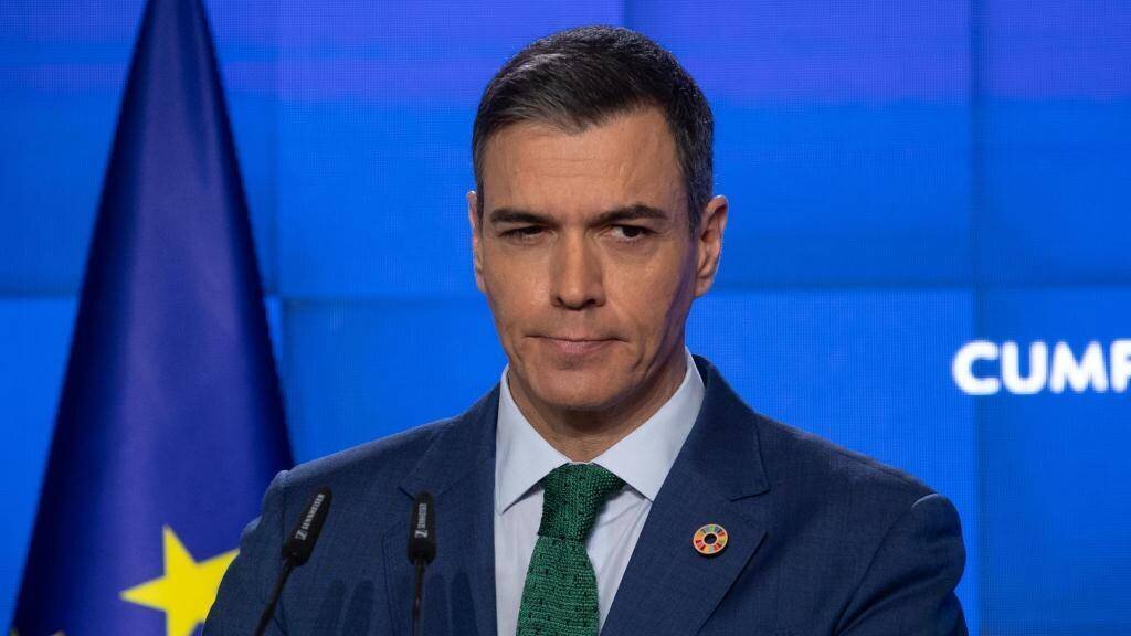 Pedro Sánchez lors de la conférence de presse à Moncloa.