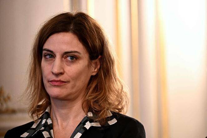 La nouvelle ministre déléguée chargée de la ville, Juliette Méadel, lors de la cérémonie de passation des pouvoirs, à Paris, le 24 décembre 2024.