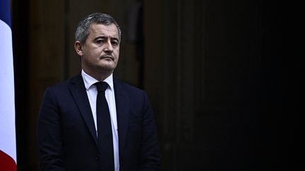 Gérald Darmanin, ministre de la Justice, durant la passation de pouvoirs avec son prédécesseur, à Paris, le 23 décembre 2024.