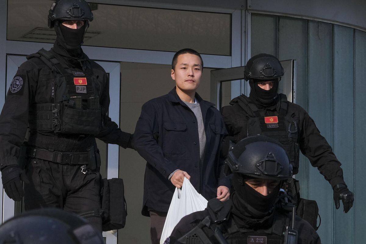 Do Kwon escorté par la police monténégrine