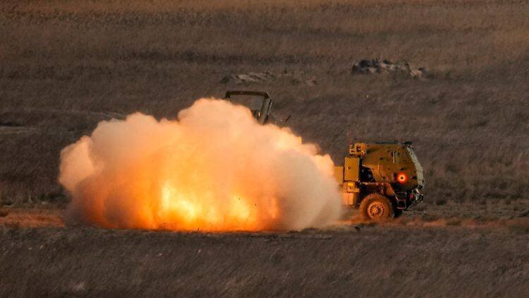 Les États-Unis ont fourni des lance-roquettes HIMARS à l'Ukraine en 2022.