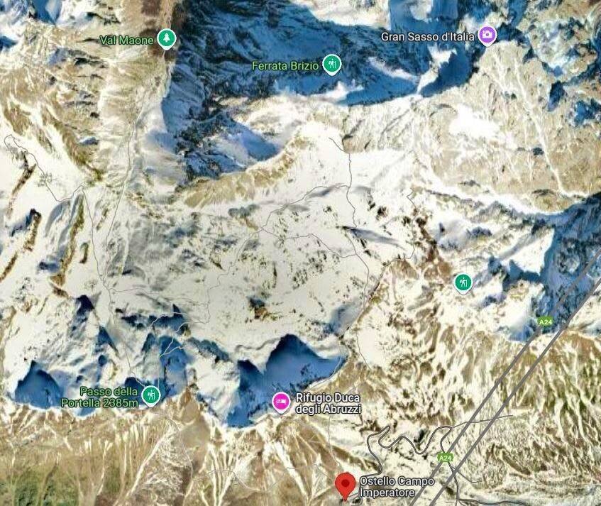 Heftiger Sturm et mauvaise visibilité empêchèrent la sauvetage des alpinistes.