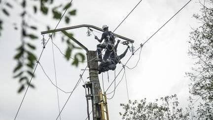 Incendie au pylône de télécommunication