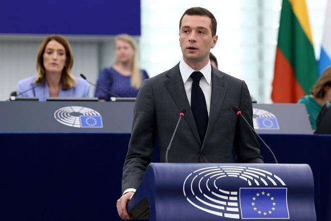 Le président du Rassemblement national, Jordan Bardella, au Parlement européen, à Strasbourg, le 17 juillet 2024, lors d’un débat sur le soutien à l’Ukraine.