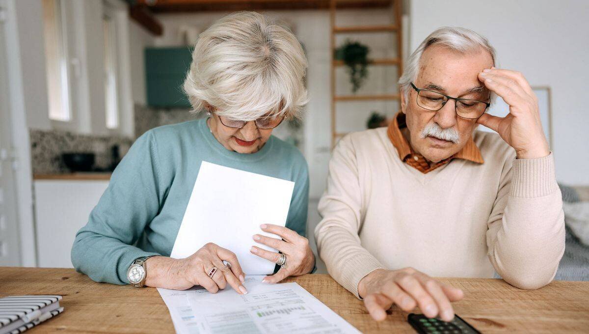 Les retraites de base seront finalement revalorisées de 2,2% au 1er janvier, a annoncé mardi le ministère de l'Economie