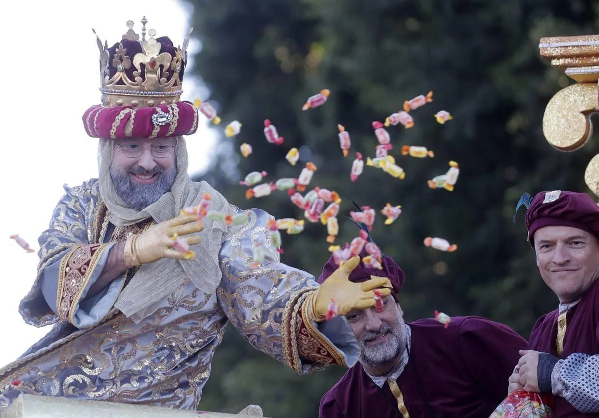 Cabalgata de Reyes Magos de Sevilla 2025