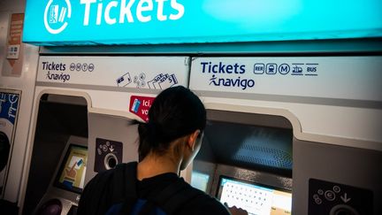 Le coût de l'ensemble des nouvelles mesures dans les transports franciliens en 2025 a été évalué à 30 millions d'euros par Ile-de-France Mobilités. (ANDREA SAVORANI NERI / NURPHOTO / AFP)