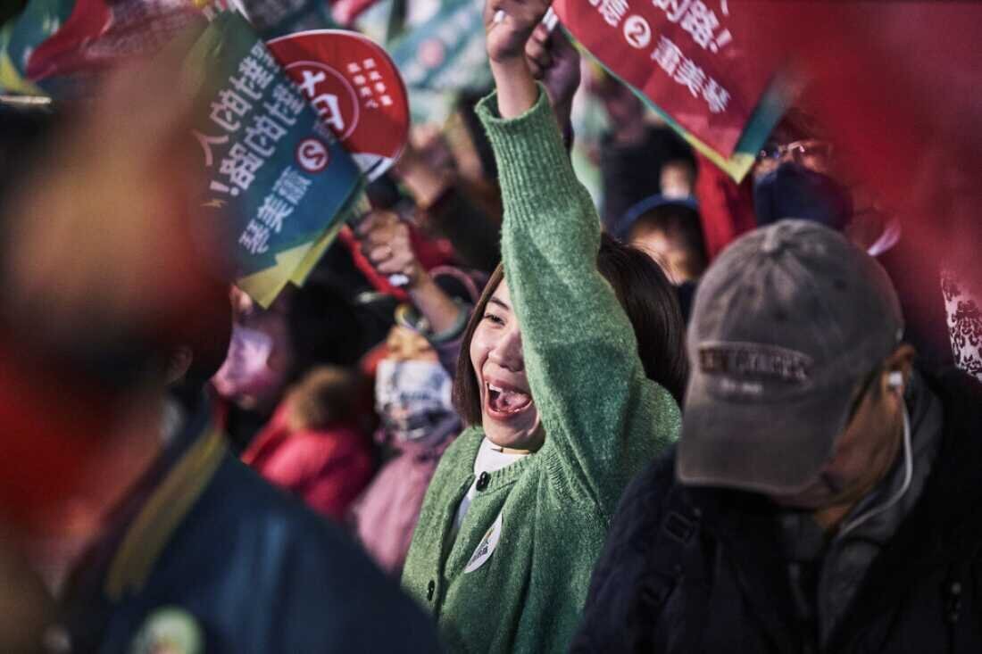 The crowd cheers at the Democratic Progressive Party’s Rally on Ketagalan Boulevard in Taipei, Taiwan on Jan. 11th.