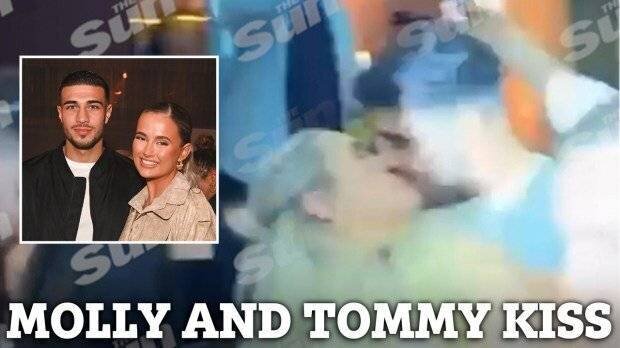 Molly-Mae et Tommy Fury lors d'un événement