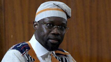 Le Premier ministre du Sénégal Ousmane Sonko, lors d'une conférence à l'université Cheikh Anta Diop à Dakar, le 16 mai 2024. (SEYLLOU / AFP)