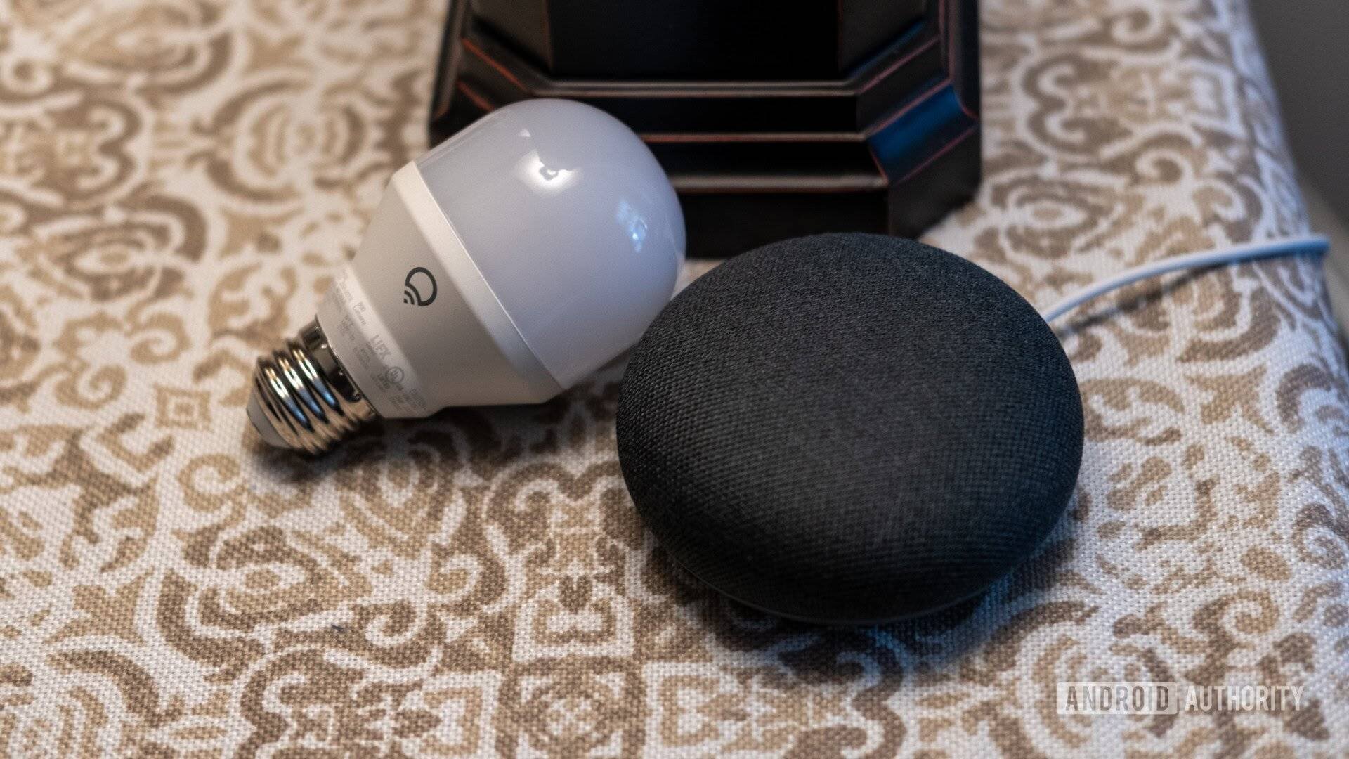Lumière intelligente Lifx avec application et Google Home