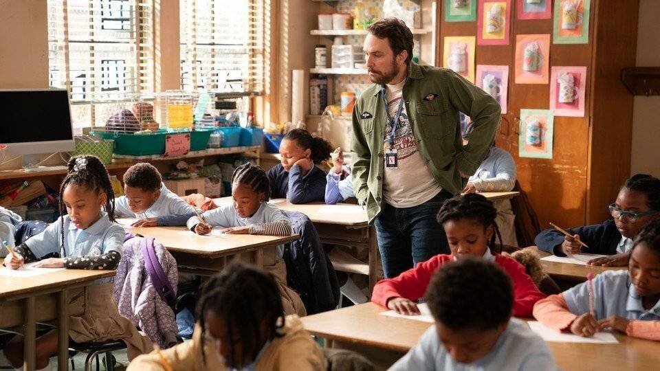 Charlie Day dans Abbott Elementary