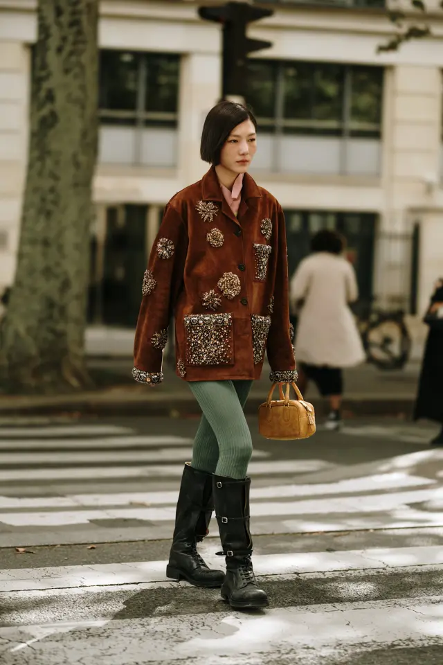 Look de street style avec pantalons skinny