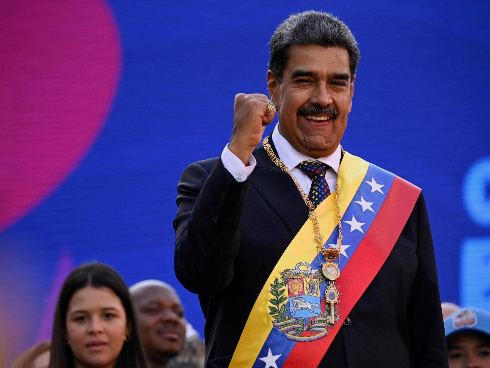Cérémonie d'investiture de Maduro
