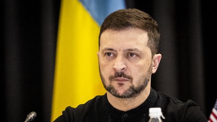 Le président ukrainien, Volodymyr Zelensky, lors d'un déplacement à la base aérienne de Ramstein, en Allemagne, le 9 janvier 2025.