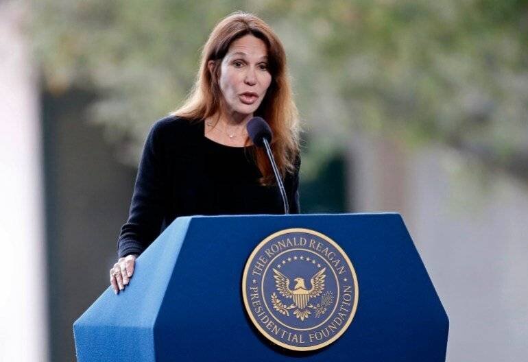 Patti Davis, à l'enterrement de sa mère à la Bibliothèque présidentielle Ronald Reagan en Californie