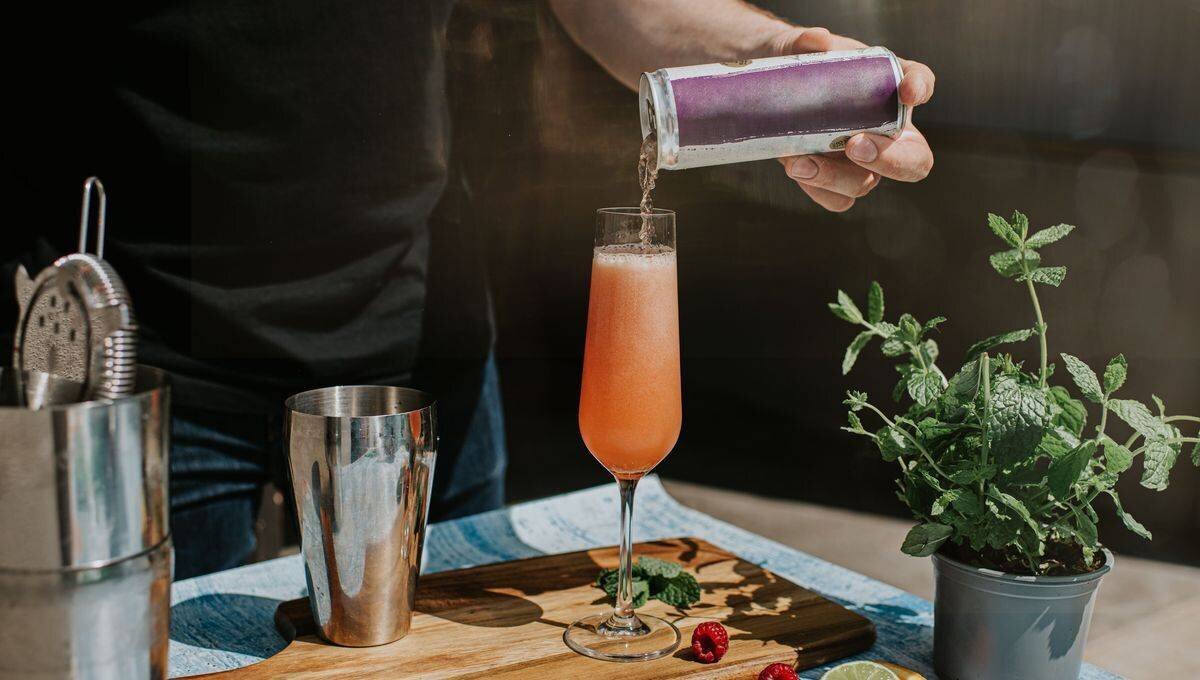 Préparation d'un cocktail sans alcool