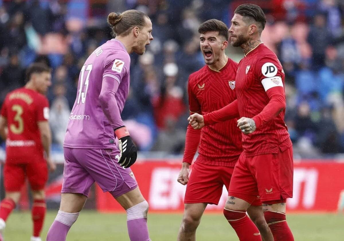 Kike Salas lors d'un match avec Sevilla FC