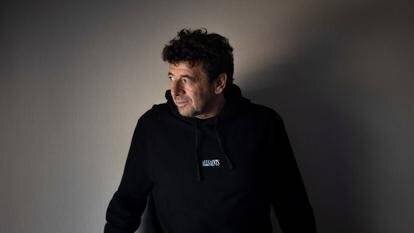 Patrick Bruel a déclaré au magazine Variety : « On a l’impression qu’une bombe a tout ravagé ».