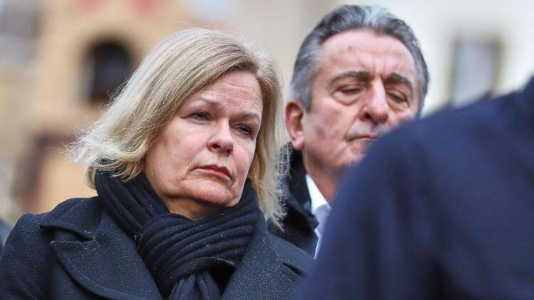 Nancy Faeser a présenté un projet de loi sur l'analyse des données automatisée.