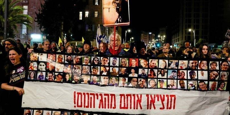 Un cessez-le-feu entre Israël et le Hamas à Gaza doit entrer en vigueur dimanche, la libération d'otages devrait intervenir quelques heures plus tard.