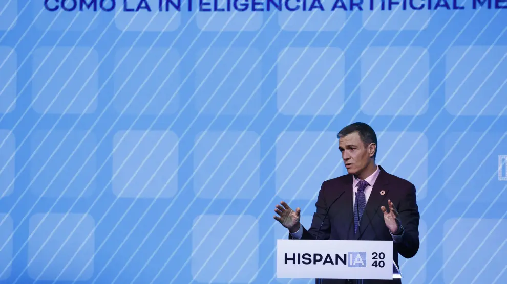 Sánchez présente ALIA, l'IA espagnole, et appelle à défendre la démocratie.