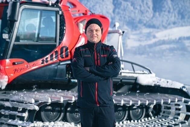 Gerhard Hühnersbichler et son Pistenbulli