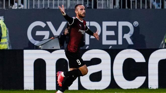 3. Liga: Mit seinem zwölften Saisontor brachte Kaya Wehen Wiesbaden in Rostock in Führung.