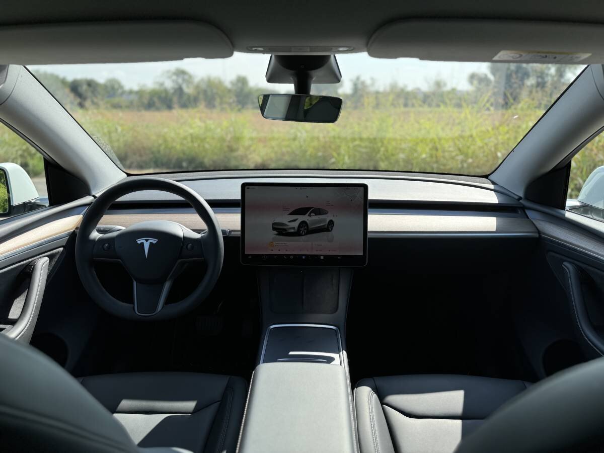 Tesla Model Y Long Range RWD