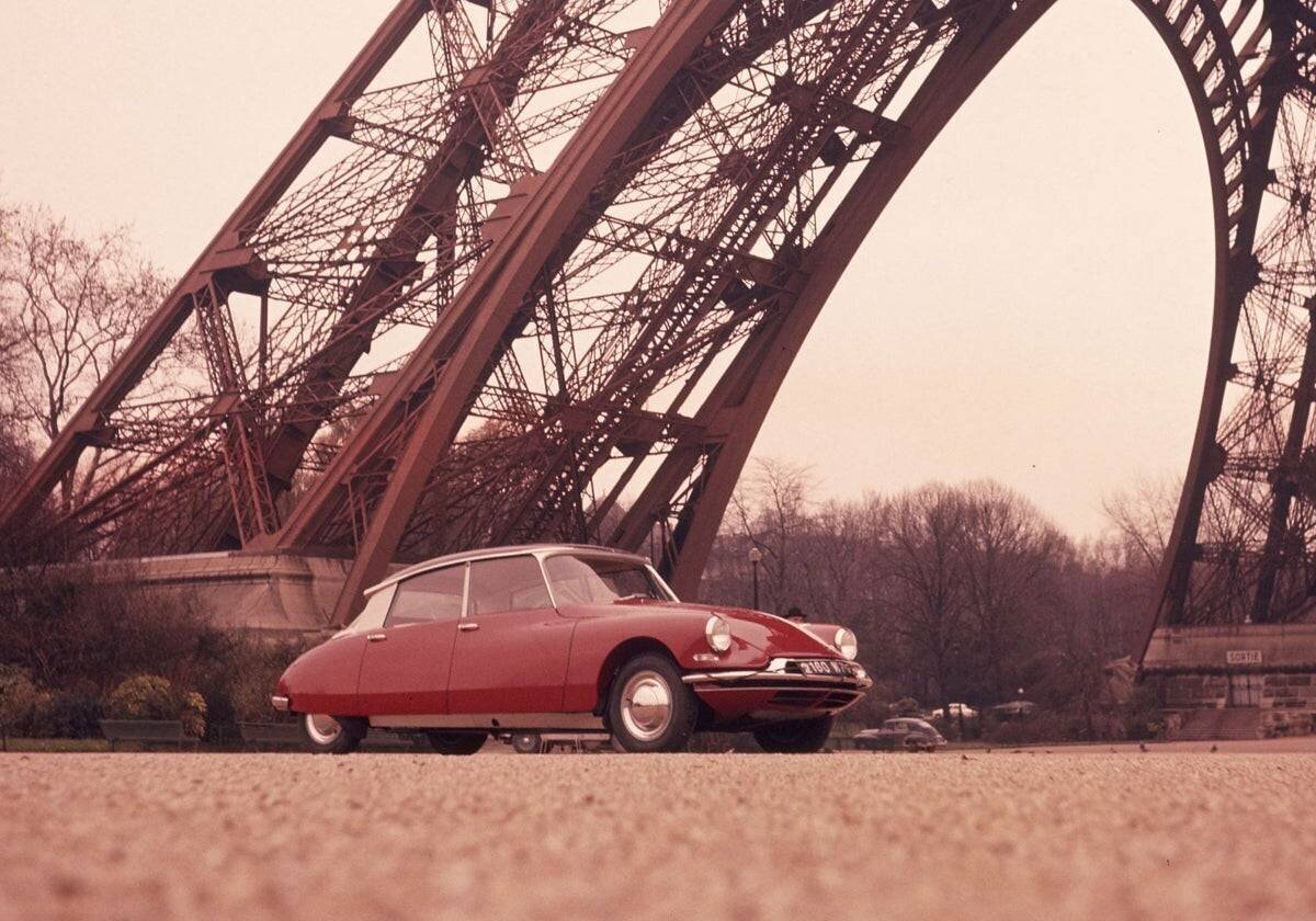 DS iconique à Paris