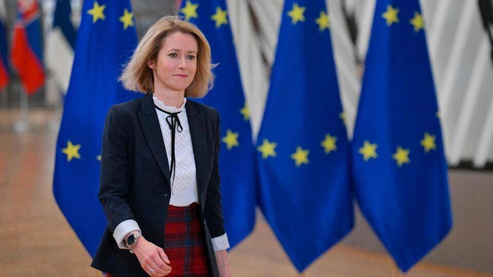 Kaja Kallas à Bruxelles, discutant de la prolongation des sanctions contre la Russie