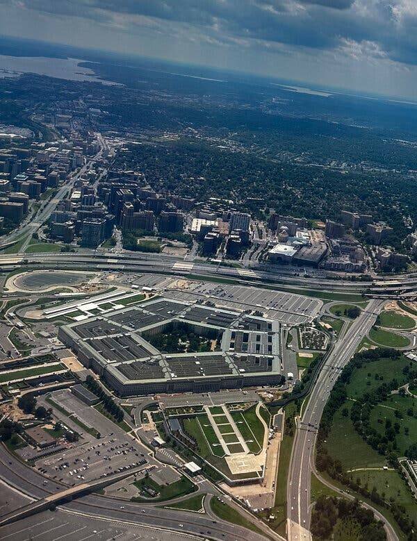 Une vue aérienne du Pentagone à Arlington, Virginie.