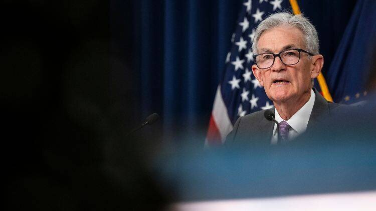 Les responsables de la Fed maintiennent le taux d'intérêt