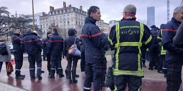 Sapeurs-pompiers en grève à Lyon