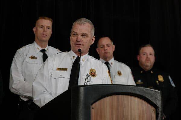 John Donnelly lors de la conférence de presse