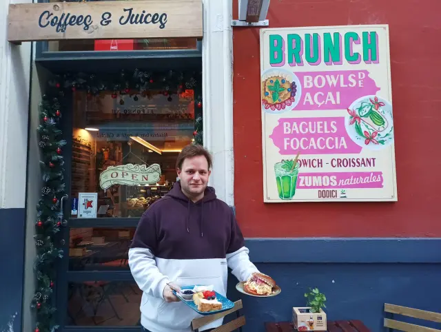 Aldo Philipa, propriétaire de Dodici, un local de Brunch du centre de Sevilla