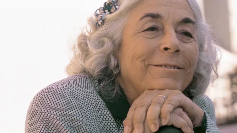 Antologías de poemas, libros de correspondencia y ediciones especiales para recordar a la escritora Carmen Martín Gaite