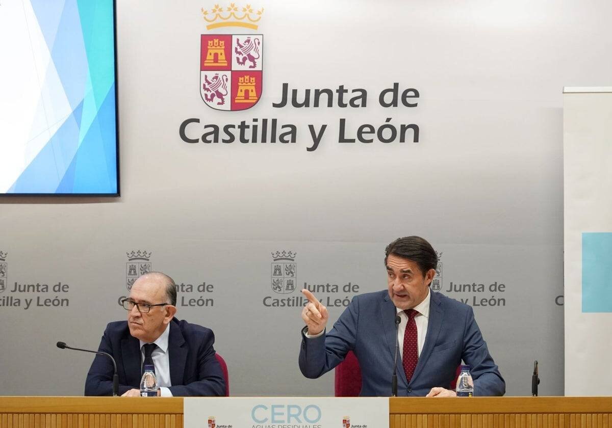 Juan Carlos Suárez-Quiñones présente les travaux hydrauliques et la prévision des actions en matière de politique de l'eau