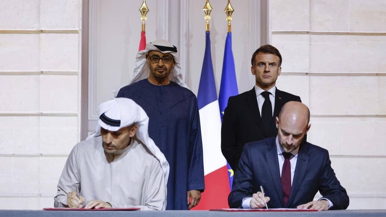 Le président français Emmanuel Macron et son homologue émirati Mohamed ben Zayed al-Nahyane